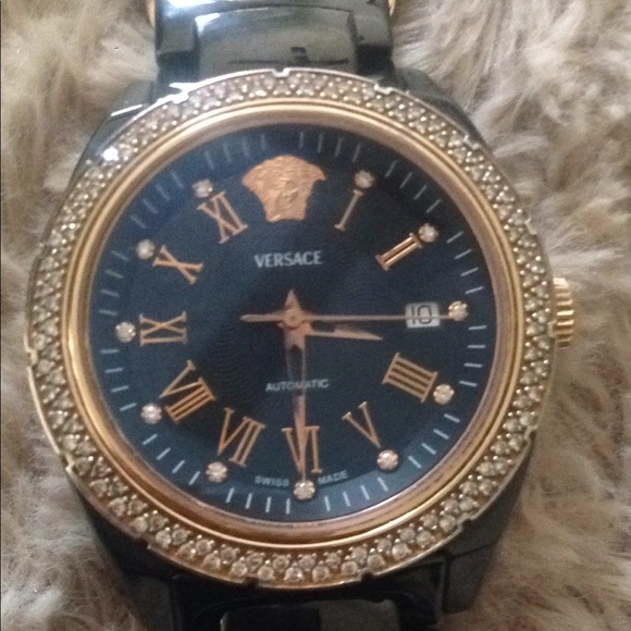 Versace Watch - Picture 8 of 8